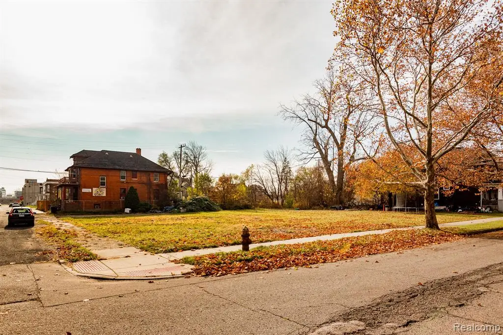 600 Smith, Detroit, MI 48202 - #1