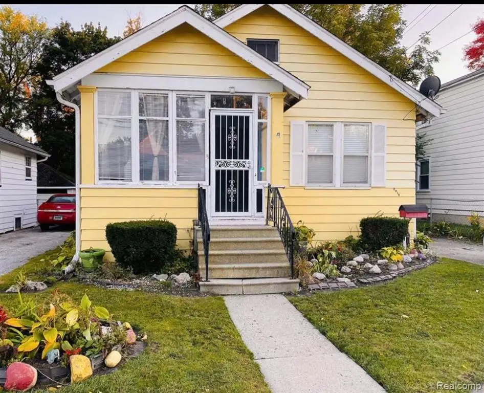 2015 W Genesee, Saginaw, MI 48602 - #1