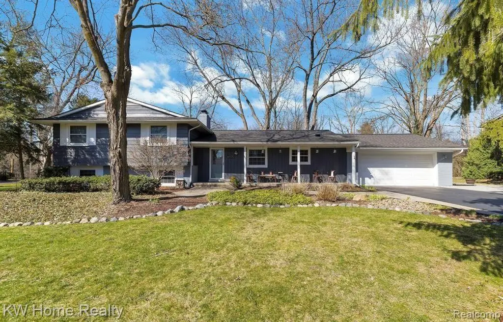 6572 Spruce, Bloomfield Hills, MI  - Image #1