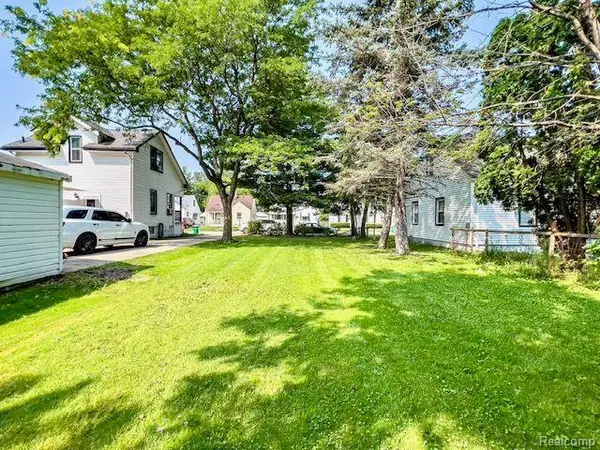 22106 Donald, Eastpointe, MI 48021