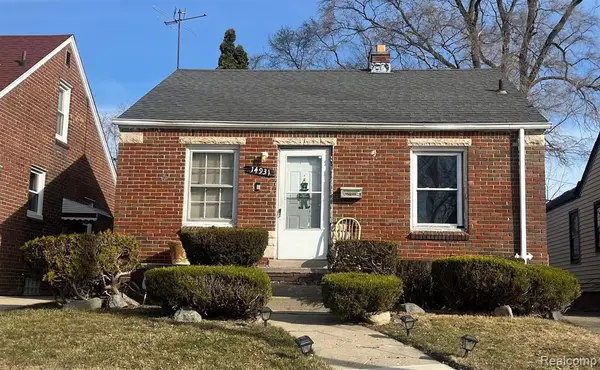 14931 Flanders, Detroit, MI 48205