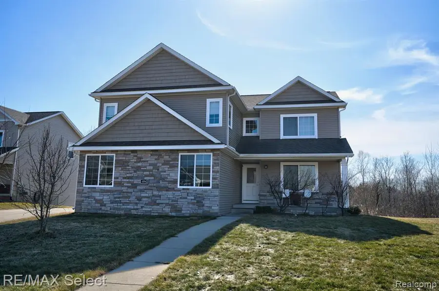 4062 Oak, Grand Blanc, MI  - Image #2