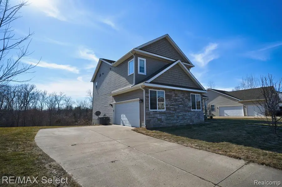 4062 Oak, Grand Blanc, MI  - Image #3