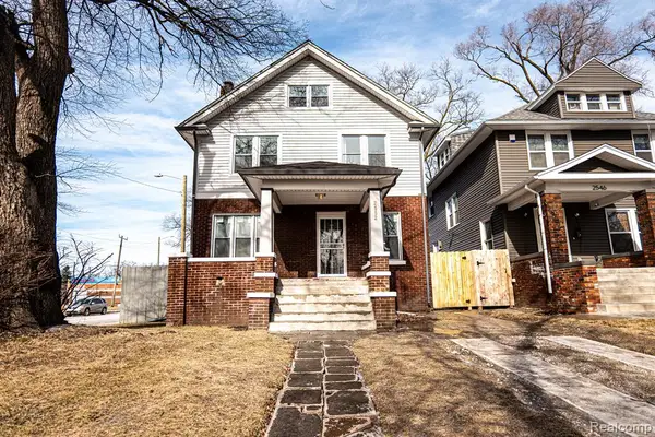 2552 N La Salle Gardens, Detroit, MI 48206