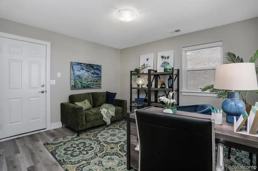 793 Canterbury Lane, Troy, MI 48085 - Image #3