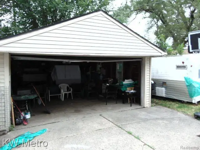 20201 Yonka, Detroit, MI  - Image #3