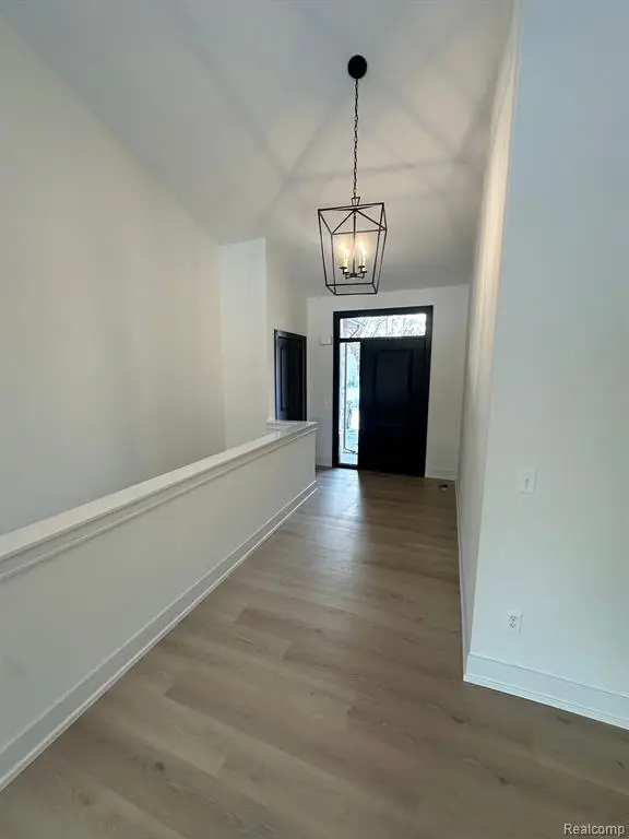 21812 Duns Scotus #7, Southfield, MI 48075 - #3