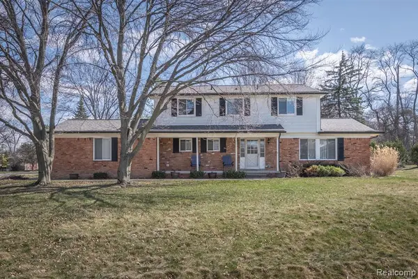 38005 Southfarm, Northville, MI 