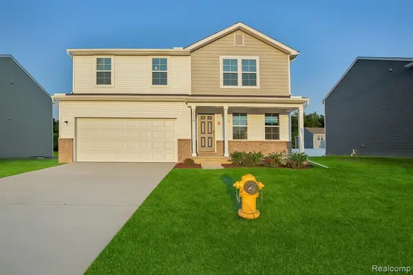 2236 Gunnison, Monroe, MI 48162