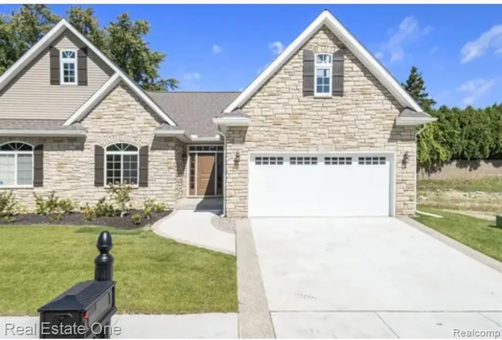 12280 Worthington, Grand Blanc, MI  - Image #1