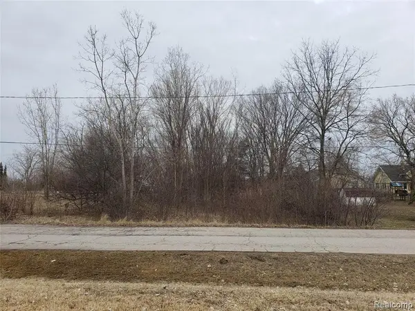 00 Lincoln Manor, Grand Blanc, MI 
