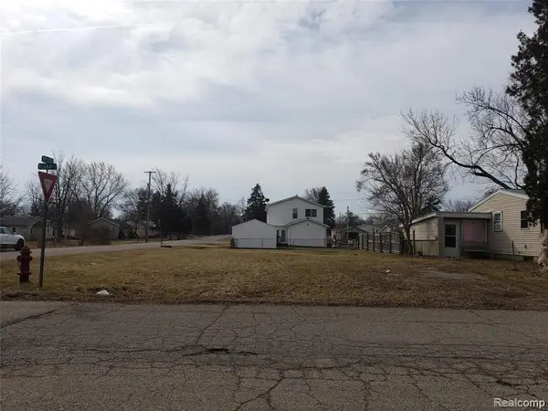 00 Sloan, Grand Blanc, MI 48507