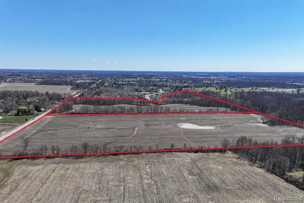 VL Whisper Ridge, Lapeer, MI 48446