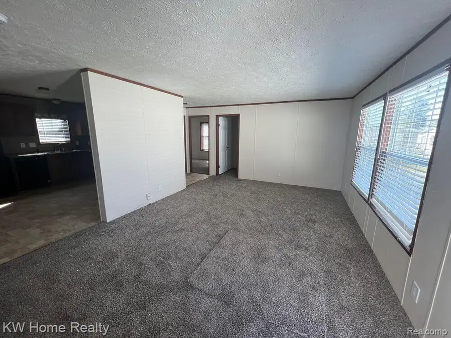 1412 Nardeer, Novi, MI 48374 - Image #2