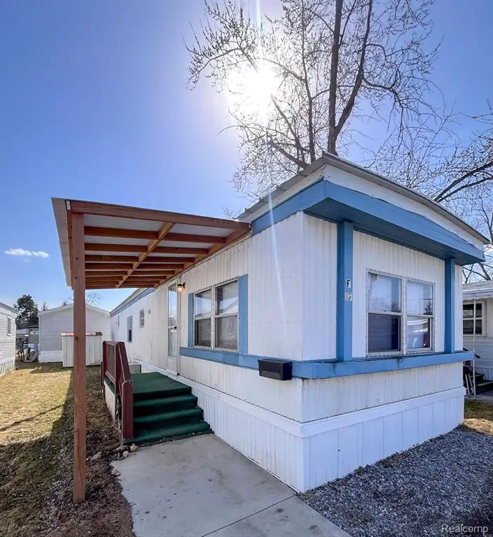 22600 Middlebelt Road, Lot# F-27, Farmington Hills, MI 48336 - Image #2