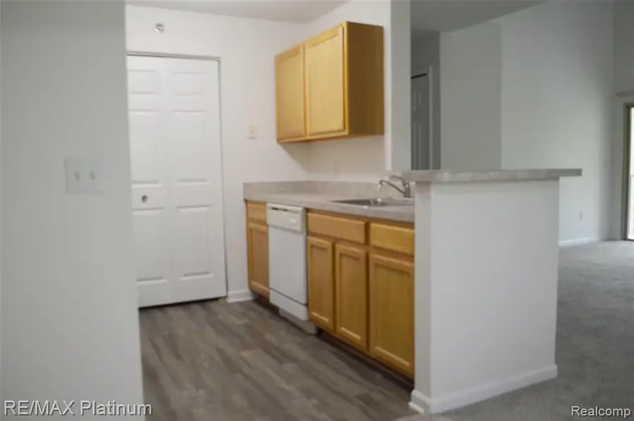 12201 Pinehurst, Grand Blanc, MI  - Image #3