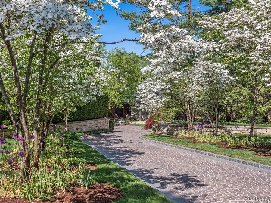 834 Southfield, Birmingham, MI  - Image #2