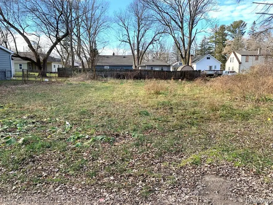 3512 Barcey, Burton, MI 48529 - #3