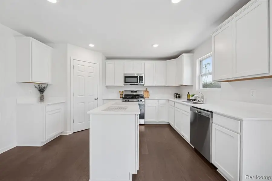 54597 Mockingbird, New Baltimore, MI  - Image #3