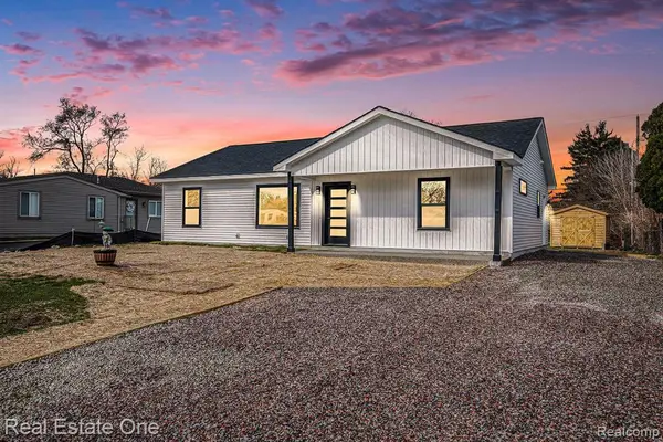 816 Vernita, Lake Orion, MI 