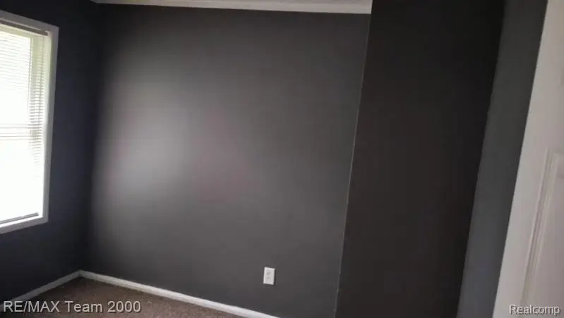 20150 Sherwood, Belleville, MI  - Image #3