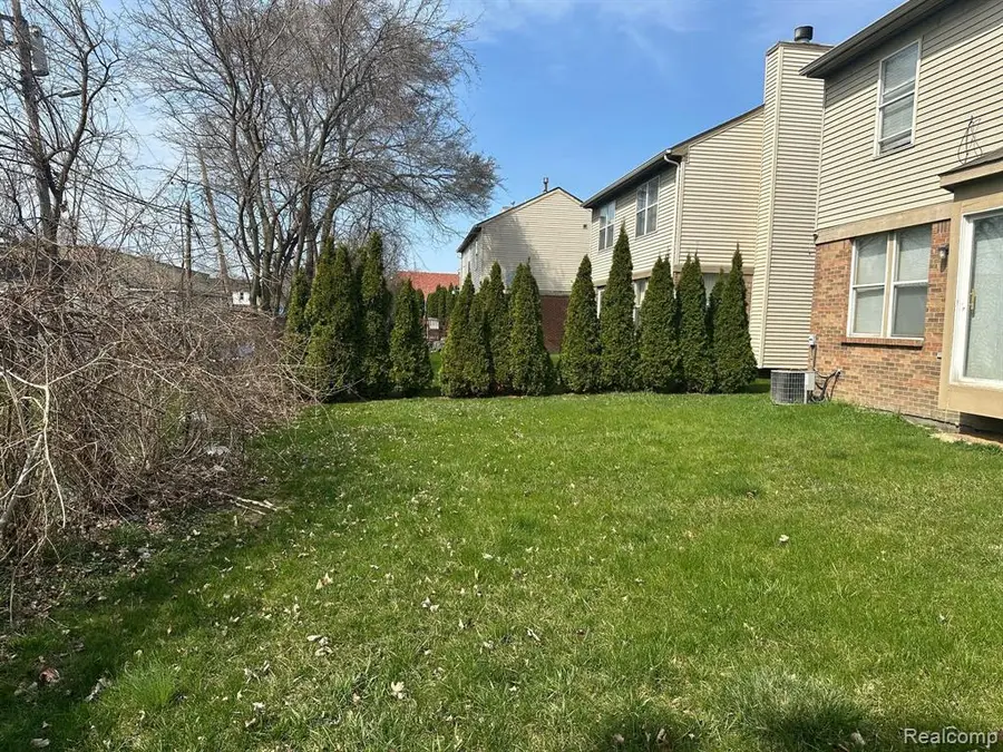 55 Morross, Dearborn, MI 48126 - #3