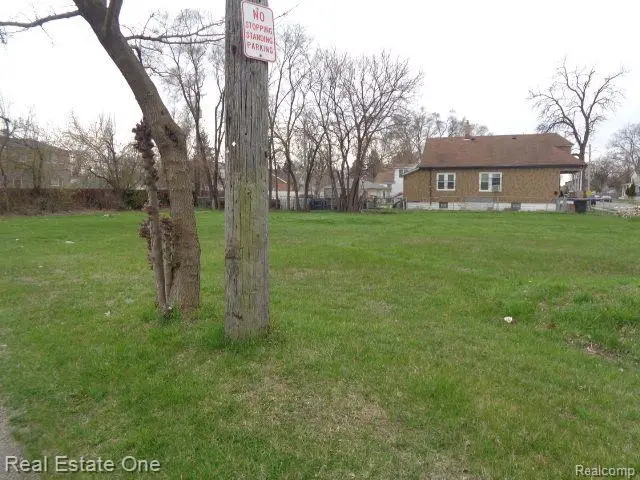 5678 Harold, Hamtramck, MI 48212 - #3