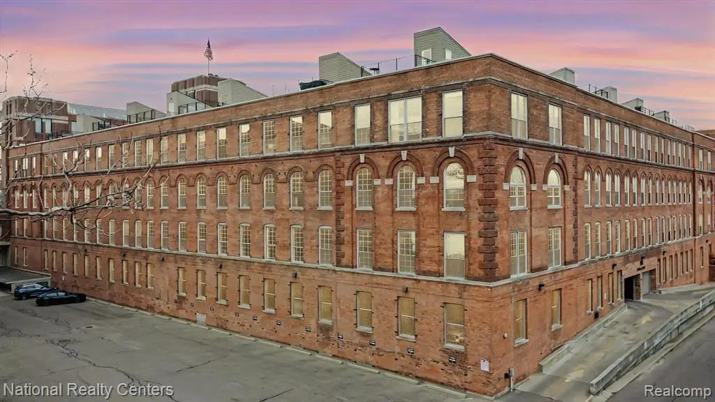 200 S River Place #29, Detroit, MI  - Image #1