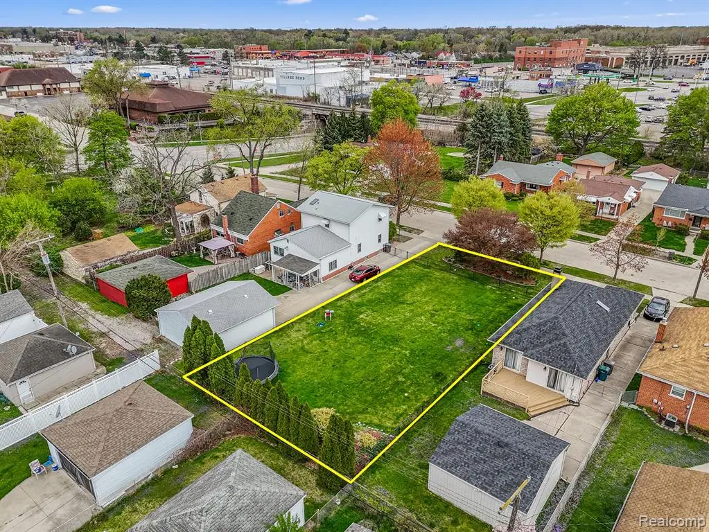 23323 Park, Dearborn, MI 48124 - #1