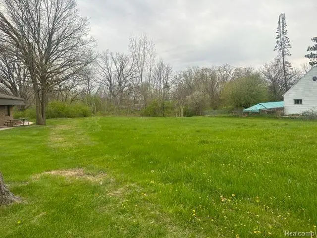 5141 W Bristol, Flint, MI 48507 - #1