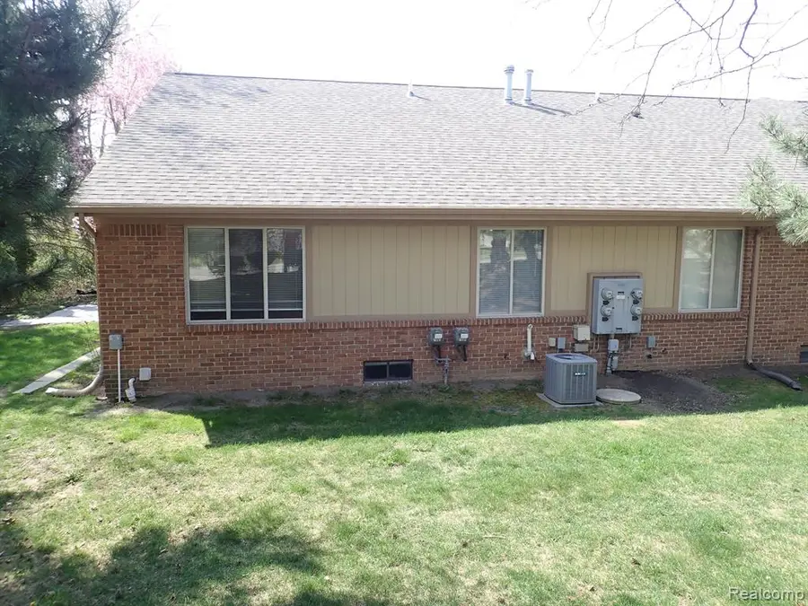 46980 Country #8, Macomb, MI  - Image #3