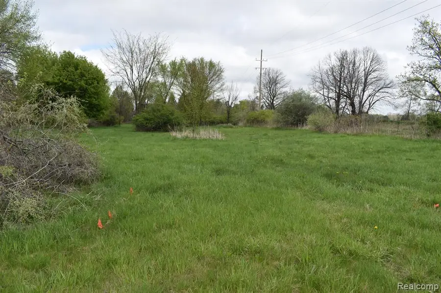 VL Grand River, Fowlerville, MI 48836 - Image #3