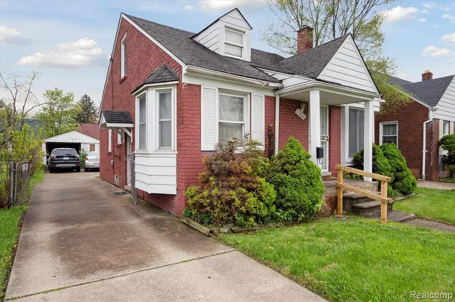 11908 Roxbury, Detroit, MI  - #2