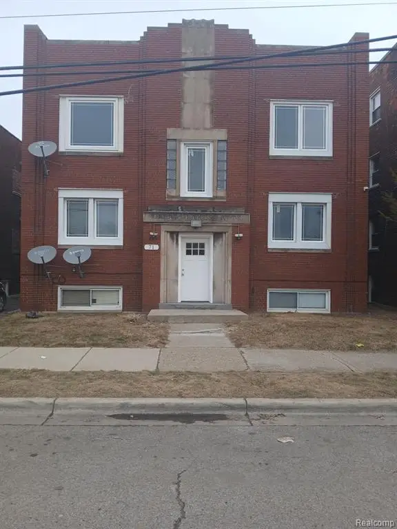 71 E Great Lakes, River Rouge, MI 