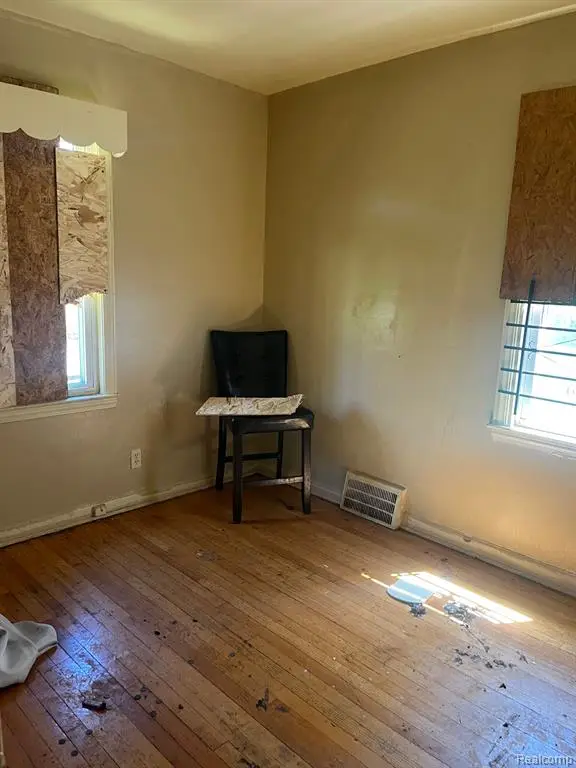 18982 Hamburg, Detroit, MI 48205 - #2