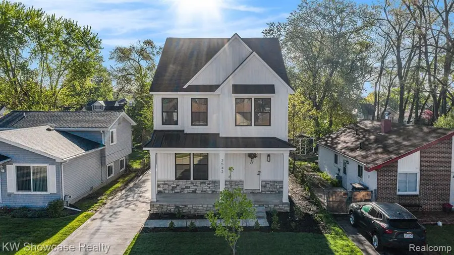 3542 Royal, Berkley, MI  - Image #3