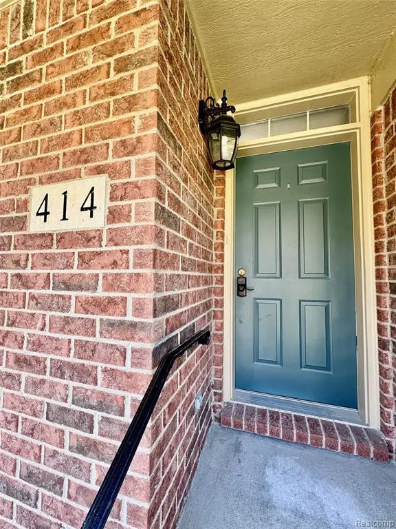 414 Old Pine #136, Walled Lake, MI  - Image #1