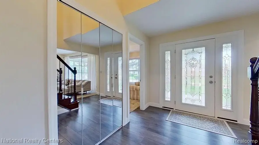 34623 Lakehurst, Farmington Hills, MI  - Image #3