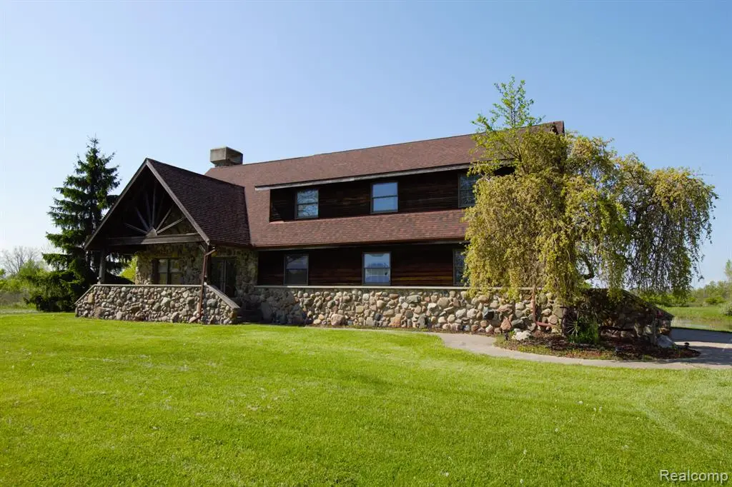 23049 27 Mile, Ray, MI  - Image #1