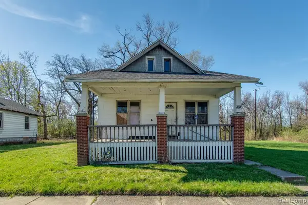 985 Fernhill, Highland Park, MI 