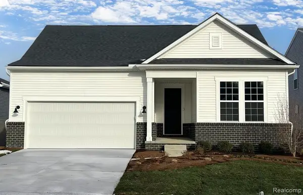 4192 Bay Terrace, Milford, MI 48381