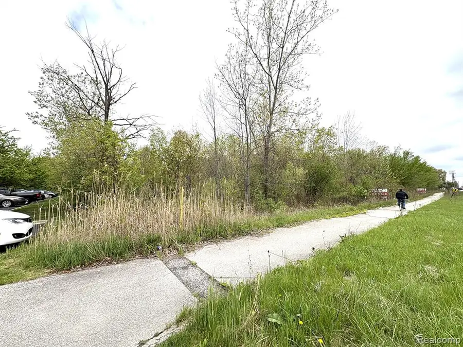 0000 Allen, Trenton, MI 48183 - Image #2