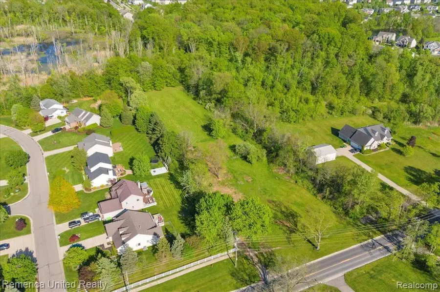 25100 Martindale, Lyon, MI  - Image #3