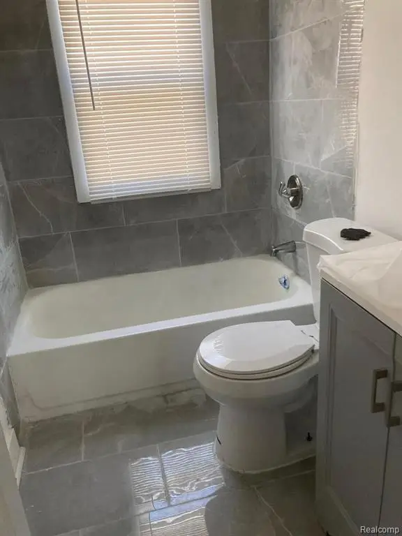 12293 Sorrento, Detroit, MI  - Image #2