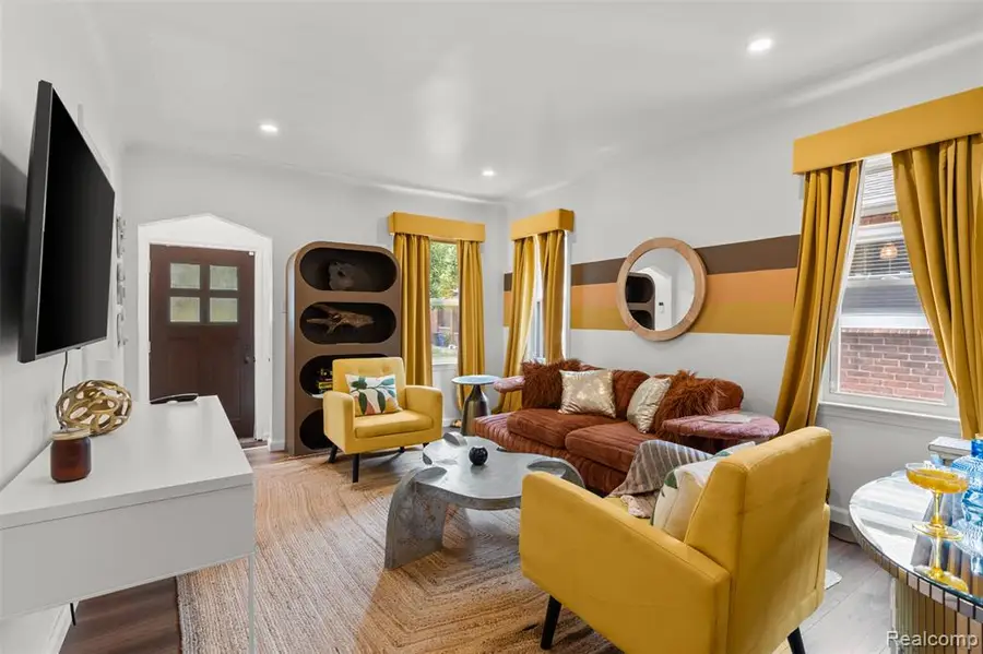 16226 Santa Rosa, Detroit, MI  - Image #2