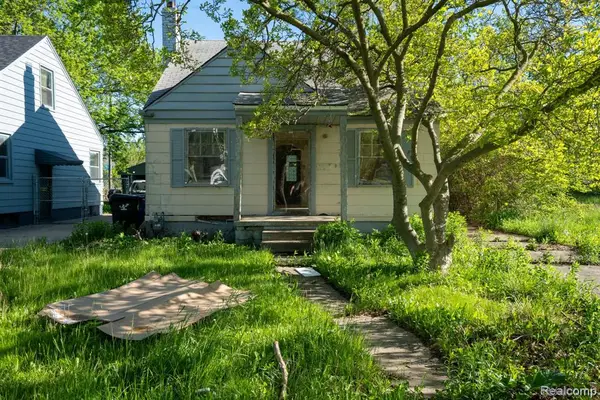 15693 Liberal, Detroit, MI 48205