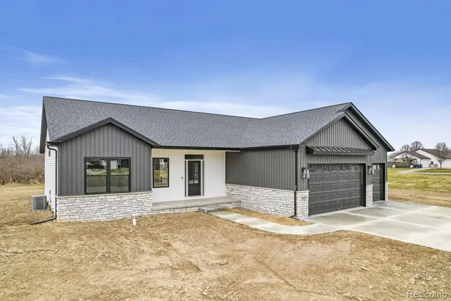 7195 Geraldine, Swartz Creek, MI  - Image #2