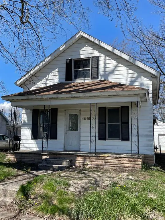 1918 Stanley, Saginaw, MI 