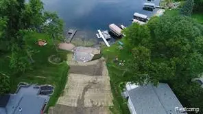 10418 King, Davisburg, MI 