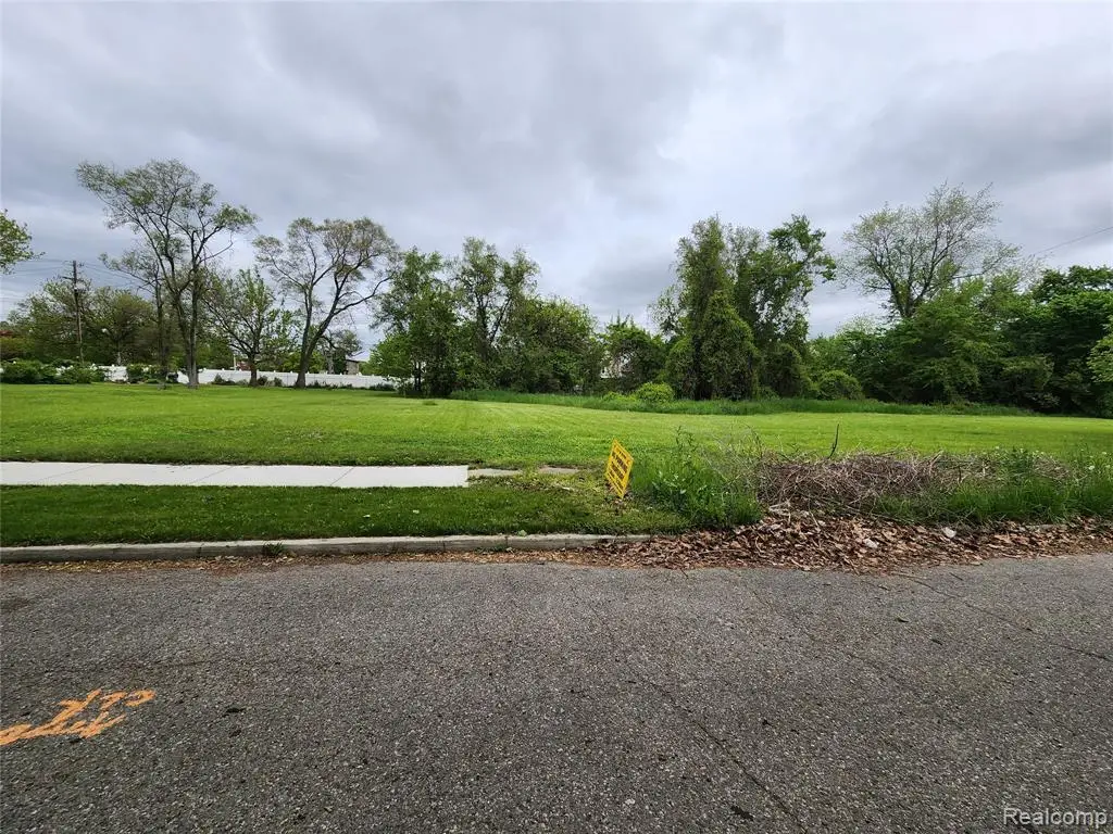 639 Smith, Detroit, MI 48202 - #1